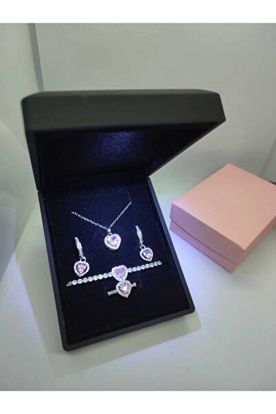 HKN AVM ACCESSORİES Işıklı Kutuda Gerçek Çelik Kolye Kalpli Yüzük Küpe Bileklik Yüzük 14 Şubat Sevgililer Günü Hediyesi