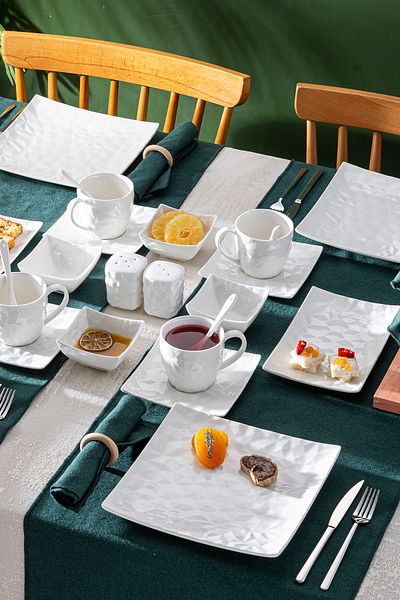 Emsan Istanbul Porcelain Pera 32 Piece Breakfast Set for 6
