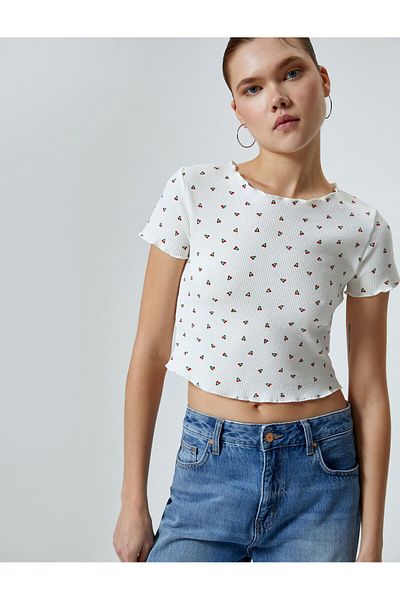 Koton Třešňové tričko Crop T-Shirt Crew Neck Krátký rukáv Texturovaná bavlna