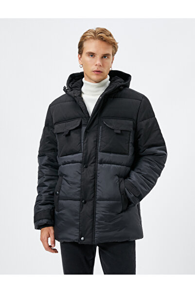 Koton Şişme Mont Kapşonlu Cep Detaylı Çıtçıt Düğmeli Renk Bloklu