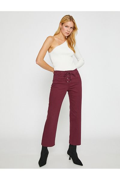 Koton Crop Jeans mit spanischem Bein – mit Bindedetail