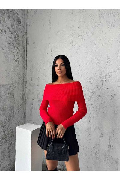 dshee woman Carmen Collar Knitwear