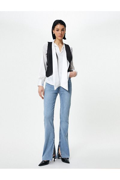 Koton Blugi slim flare cu talie standard - picior spaniol, detaliu cu fante, croire subțire