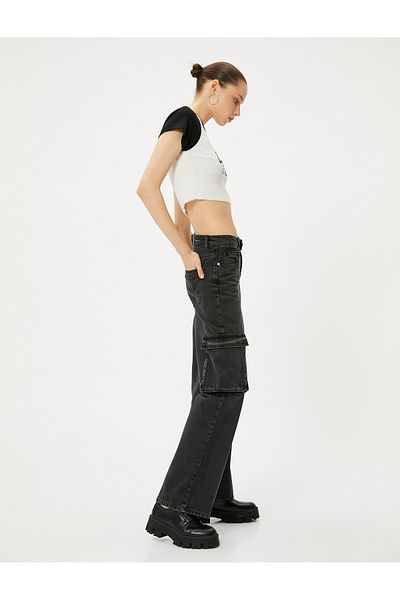 Koton Nora Cargo Straight Jeans - Straight Leg, Pockets and Cotton Cargo Jeans