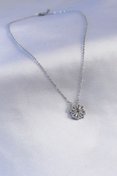 Skygo 316L Steel Special Series Silver Color Pop up Clover Model Women's Necklace
