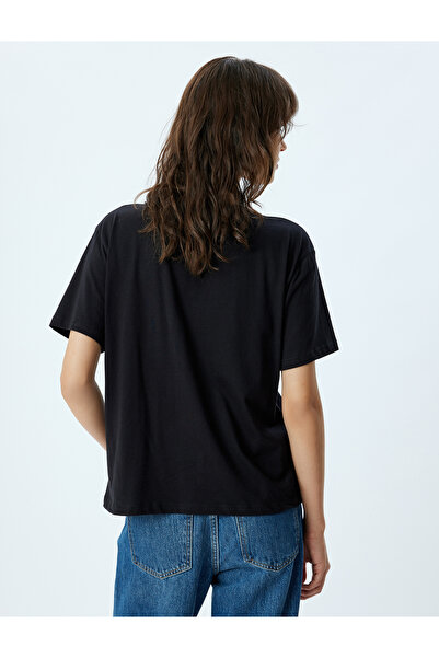 Koton Koszulka bawełniana z krótkim rękawem i dekoltem w serek – regularny krój