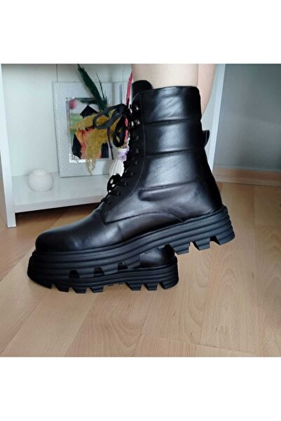 Zera hakiki deri kadın bot