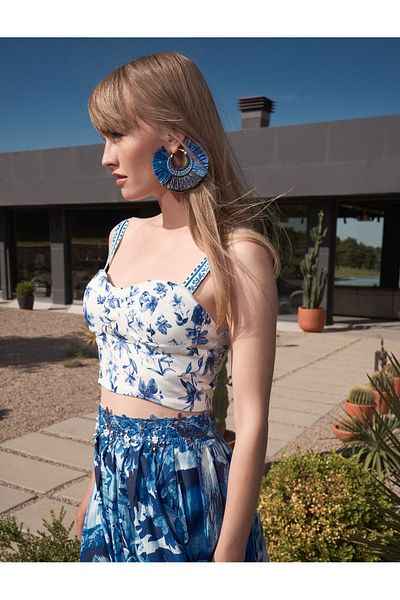 Koton Bustier mit Blumenmuster und Riemchen in schmaler Passform – Herzkragen