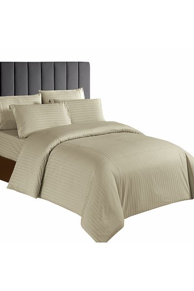 Donetella Variegated Stripes Bedding Comforter Set, 7 Pcs King Size Removable Cover Fits 240x260 Cms