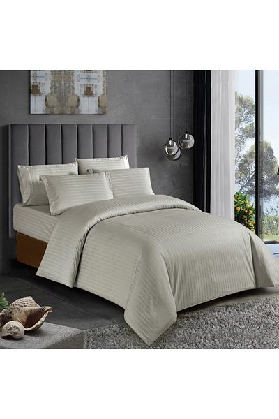 Donetella Variegated Stripes Bedding Comforter Set, 7 Pcs King Size Removable Cover Fits 240x260 Cms