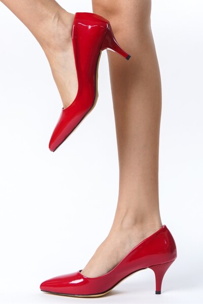 Ayakkabı Podyumum Kırmızı Rugan 5 cm İnce Ökçe Sivri Burun Kapalı Stiletto