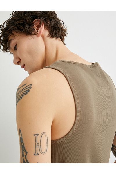 Koton Ärmelloses Tanktop mit Rundhalsausschnitt und schmaler Passform