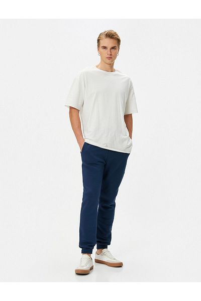 Koton Jogger Sweatpants με κορδόνι στη μέση με φερμουάρ και λεπτομερείς τσέπες
