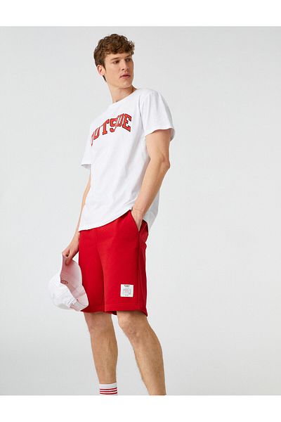 Koton Shorts mit Schnürung und Etikett-Detail an der Taille