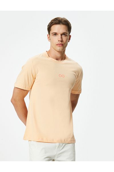 Koton Slim Fit T-Shirt aus Baumwolle mit Rundhalsausschnitt – bestickt und kurze Ärmel