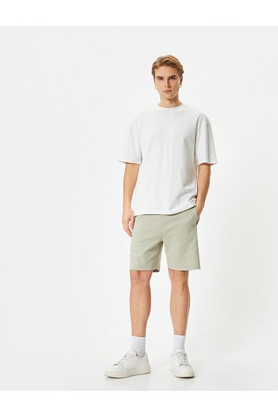 Koton Bermudashorts mit Schnürung in der Taille und Taschendetail