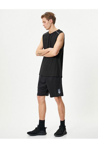 Koton Sport-Tanktop mit ärmellosem Streifenmuster und Rundhalsausschnitt