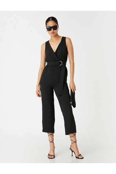 Koton Ärmelloser Jumpsuit mit Satinstruktur und Gürteldetails