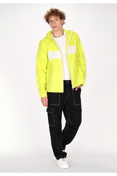 Mo Jacke