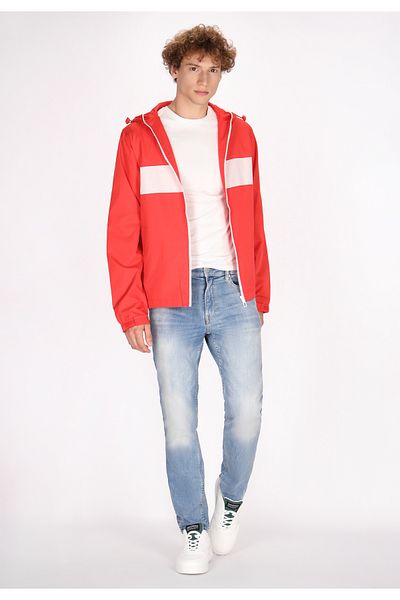 Mo Jacke