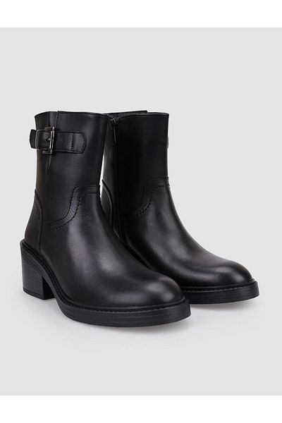 Cabani 100% Genuine Leather Black Zippered Women's Heeled Boots