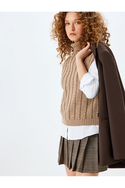 Koton Turtleneck Sleeveless Textured Back Zippered Knitwear Sweater