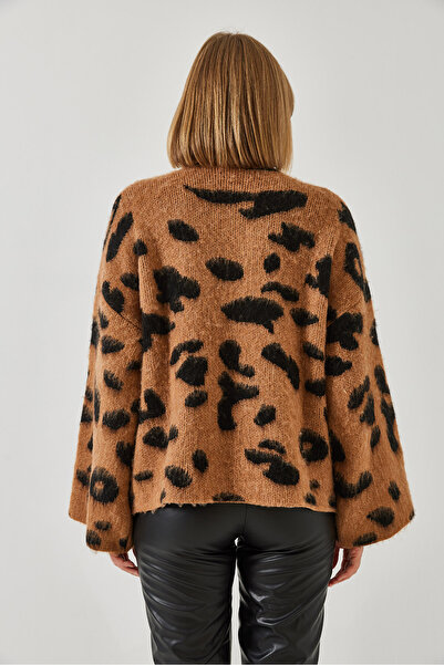 Bianco Lucci Дамски трикотажен пуловер с половин яка с шарки 241188 60261035