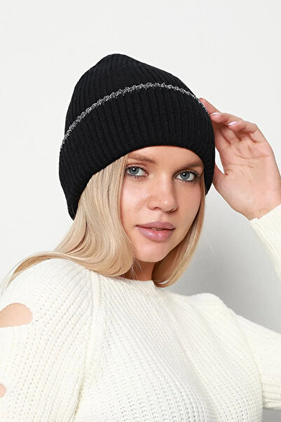 REMSA Чорна жіноча шапка - з блискітками, модель RKŞ-1139