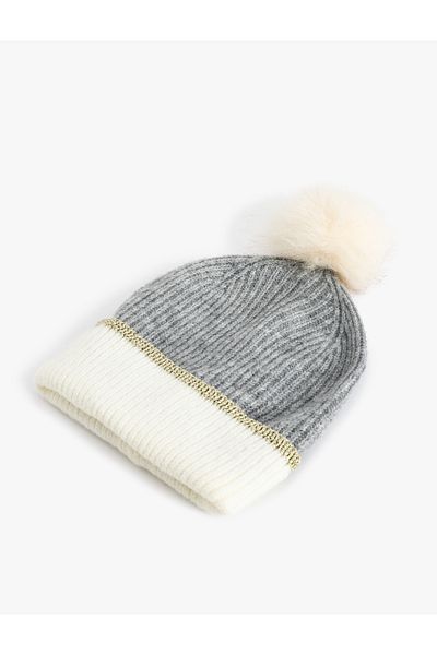 Koton Căciulă tricotată cu pompon colorat - Detaliat pliat