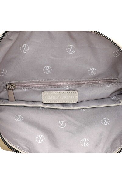 Emily & Noah E&N Bettina Beutel