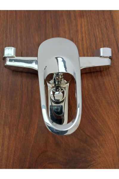 Golden Bathroom Faucet - Mix Design