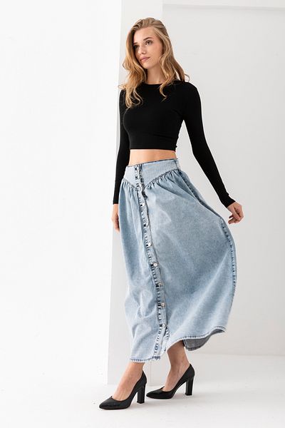 TUBA SÖZEN BUTİK Fusta de denim cu nasturi