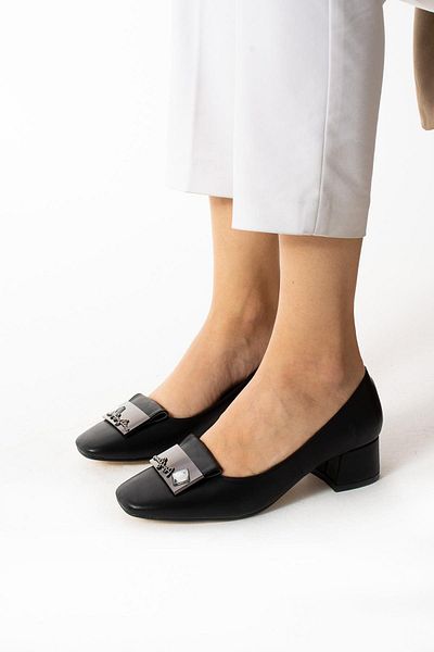 PARİS Women's Black Stone Detailed Accessory Short Heeled Shoes