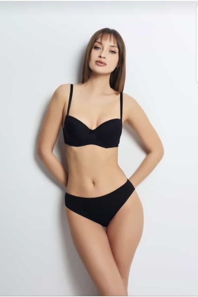 WİOLİNA N&B SİYAH BALENLİ BOŞ CUP SÜTYEN TAKIM