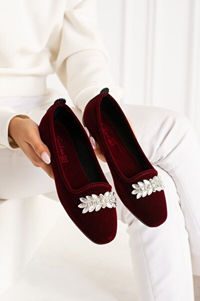 FUGA MODA Λεπτομερείς μπαλαρίνες με κεντήματα από πέτρα με φύλλα μπορντό Logan