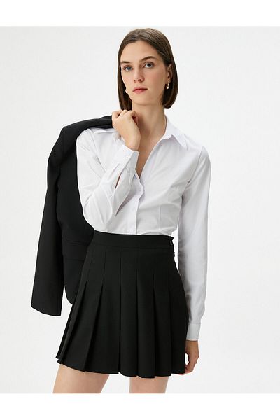 Koton Slim-Fit-Hemd mit langen Ärmeln und Knöpfen