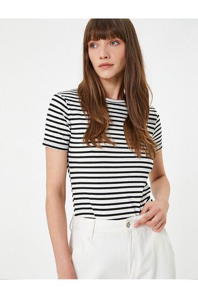 Koton Tricou cu mânecă scurtă, cu gât crew, în amestec de viscoză cu nervuri