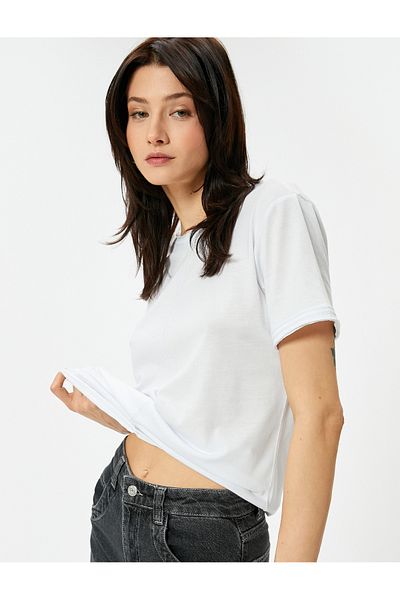 Koton Βασικό T-Shirt με λαιμόκοψη με κοντό μανίκι Standard Cut