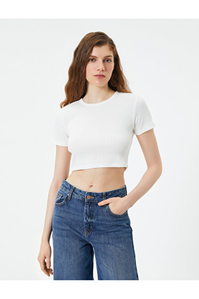 Koton Basic Crop T-Shirt με ραβδώσεις με κοντό μανίκι Crew Neck Slim Fit