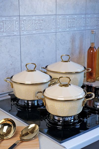 Glore Cream Textured 6 Piece Enamel Cookware Set 16cm - 18cm - 20cm