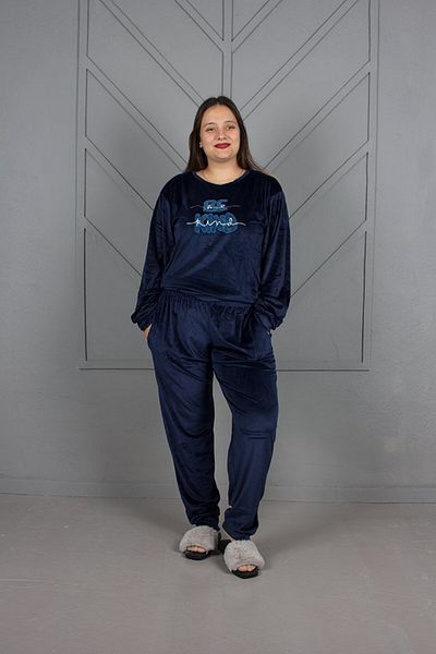 Truva XXL Plus Size Elastic Velvet Suit