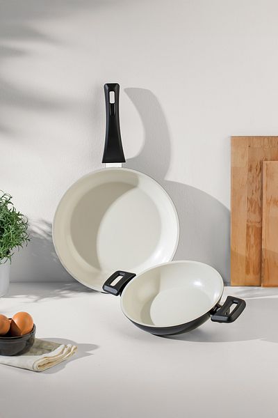 Nehir Ceramic Black 2 Piece Pan Set