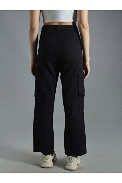 High Star By Styli High Rise Straight Fit Cargo Trousers