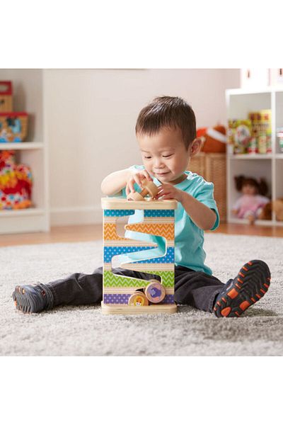 Melissa & Doug Wooden Safari Zig-Zag Tower