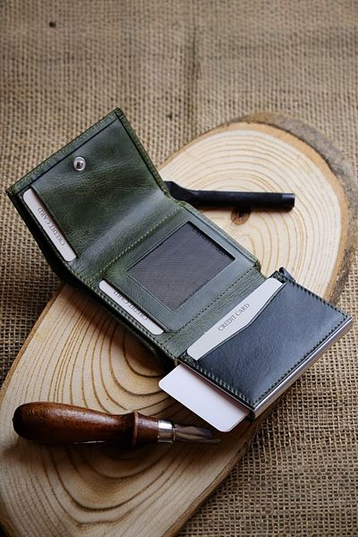 Modica Men's Green Wallet Genuine Leather Mechanism Rfid Protected Card Holder Pescol