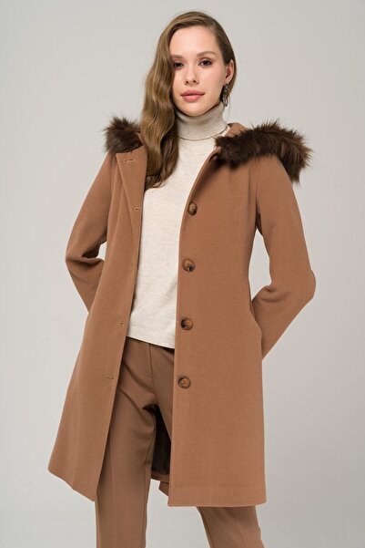 Olcay Chlupatý kabát s kapucí TABA 3986