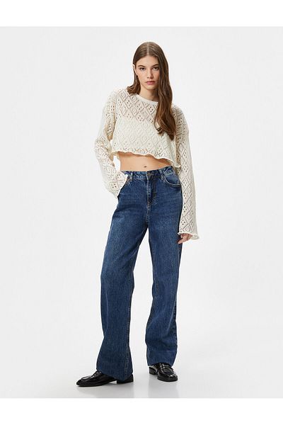Koton Häkel-Crop-Top mit langen, weiten Ärmeln und Rundhalsausschnitt