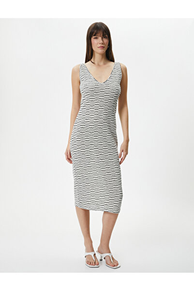 Koton Midi Elbise V Yaka Askılı Dokulu