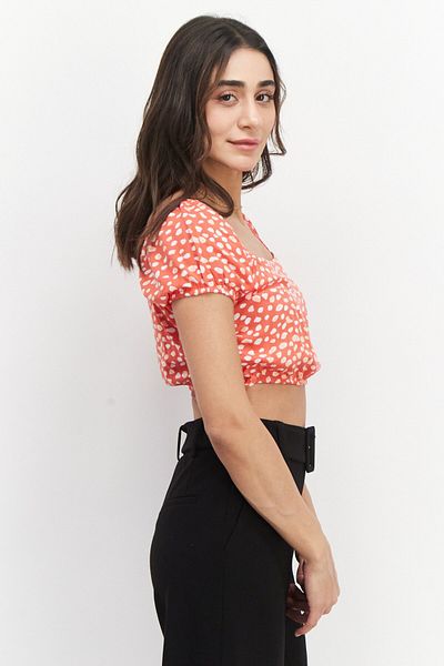 Roxy Women Square Neck Short Sleeve Allover Print Crop Top, Red Combo