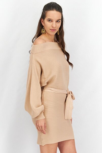 Forever 21 Women Textured Belted Mini Dress, Beige